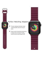 Business Horizontal Stripes Adjustable Silicone Watch Band Strap for Apple Watch Series 10 46mm / Ultra 2 Ultra 49mm / 9 8 7 45mm / SE (2023) SE (2022) SE 6 5 4 44mm / 3 2 1 42mm - Wine Red