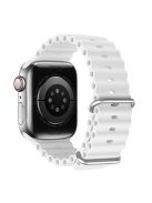 DUX DUCIS Band for Apple Watch Series 10 42mm / 9 8 7 41mm / SE (2023) SE (2022) SE 6 5 4 40mm / 3 2 1 38mm Wave Design Rubber Watch Strap - White