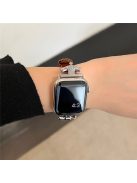 For Apple Watch 10 46mm / Ultra 2 / Ultra 49mm / 9 8 7 45mm / SE (2023) SE (2022) SE 6 5 4 44mm / 3 2 1 42mm Genuine Cow Leather Band - Brown / Silver Buckle