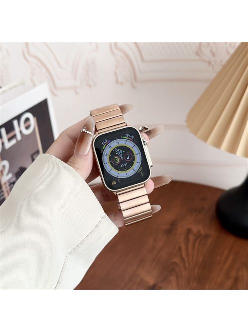 For Apple Watch 10 46mm / Ultra 2 / Ultra 49mm / 9 8 7 45mm / SE (2023) SE (2022) SE 6 5 4 44mm / 3 2 1 42mm Metal Magnetic Watch Band - Rose Gold