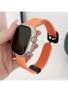 For Apple Watch 10 46mm / Ultra 2 / Ultra 49mm / 9 8 7 45mm / SE (2023) SE (2022) SE 6 5 4 44mm / 3 2 1 42mm Silicone Watch Band - Orange