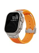 For Apple Watch 10 46mm / Ultra 2 / Ultra 49mm / 9 8 7 45mm / SE (2023) SE (2022) SE 6 5 4 44mm / 3 2 1 42mm Silicone Watch Band with Buckle - Orange