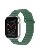 For Apple Watch Series 10 42mm / 9 8 7 41mm / 6 5 4 SE SE (2022) SE (2023) 40mm / 3 2 1 38mm Magnetic Adsorption Replacement Strap Silicone Watch Band with Tail Buckle - Green