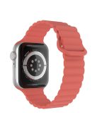 For Apple Watch Series 10 42mm / 9 8 7 41mm / 6 5 4 SE SE (2022) SE (2023) 40mm / 3 2 1 38mm Magnetic Adsorption Replacement Strap Silicone Watch Band with Tail Buckle - Red