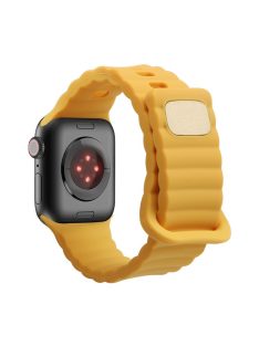   For Apple Watch Series 10 42mm / 9 8 7 41mm / 6 5 4 SE SE (2022) SE (2023) 40mm / 3 2 1 38mm Silicone Watch Band Quick Release Watch Strap Replacement Watchband with Button - Yellow