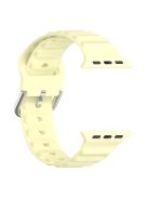 For Apple Watch Series 10 42mm / 9 8 7 41mm / 6 5 4 SE SE (2022) SE (2023) 40mm / 3 2 1 38mm Wave Grain Silicone Watch Strap Wrist Band with Square Buckle - Yellow