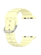 For Apple Watch Series 10 42mm / 9 8 7 41mm / 6 5 4 SE SE (2022) SE (2023) 40mm / 3 2 1 38mm Wave Grain Silicone Watch Strap Wrist Band with Square Buckle - Yellow