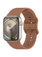 For Apple Watch Series 10 42mm / 9 8 7 41mm / SE (2023) SE (2022) SE 6 5 4 40mm / 3 2 1 38mm Silicone Watch Band - Brown