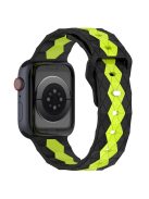 For Apple Watch Series 10 46mm / Ultra 2 Ultra 49mm /  Series 9 8 7 45mm / 6 5 4 SE (2023) SE (2022) SE 44mm / 3 2 1 42mm Football Pattern Silicone Watch Strap - Black+Lime