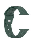 For Apple Watch Series 10 46mm / Ultra 2 Ultra 49mm /  Series 9 8 7 45mm / 6 5 4 SE (2023) SE (2022) SE 44mm / 3 2 1 42mm Football Pattern Watch Band Silicone Watch Strap - Dark Green