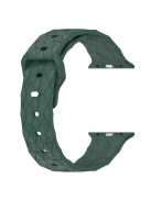 For Apple Watch Series 10 46mm / Ultra 2 Ultra 49mm /  Series 9 8 7 45mm / 6 5 4 SE (2023) SE (2022) SE 44mm / 3 2 1 42mm Football Pattern Watch Band Silicone Watch Strap - Dark Green