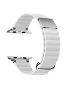 For Apple Watch Series 10 46mm / Ultra 2 Ultra 49mm /  Series 9 8 7 45mm / 6 5 4 SE (2023) SE (2022) SE 44mm / 3 2 1 42mm Magnetic Watchband Leather Watch Strap - Silver / White