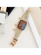 For Apple Watch Series 10 46mm / Ultra 2 Ultra 49mm /  Series 9 8 7 45mm / 6 5 4 SE (2023) SE (2022) SE 44mm / 3 2 1 42mm Metal Leather Strap Flower Pendant Bracelet Watch Band - Gold