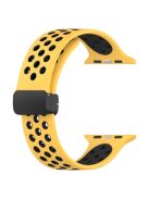 For Apple Watch Series 10 46mm / Ultra 2 Ultra 49mm /  Series 9 8 7 45mm / 6 5 4 SE (2023) SE (2022) SE 44mm / 3 2 1 42mm Silicone Strap Dual Color Breathable Watch Band - Yellow / Black