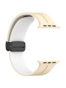 For Apple Watch Series 10 46mm / Ultra 2 Ultra 49mm /  Series 9 8 7 45mm / 6 5 4 SE (2023) SE (2022) SE 44mm / 3 2 1 42mm Silicone Watch Band Magnetic Buckle Wrist Strap - Khaki / White