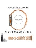 For Apple Watch Series 10 46mm / Ultra 2 Ultra 49mm /  Series 9 8 7 45mm / 6 5 4 SE (2023) SE (2022) SE 44mm / 3 2 1 42mm Watch Band Rhinestone Clover Watch Metal Strap - Rose Gold