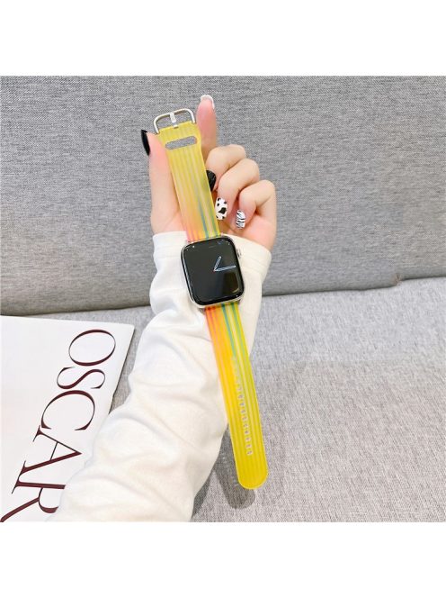 For Apple Watch Series 10 46mm / Ultra 2 Ultra 49mm /  Series 9 8 7 45mm / 6 5 4 SE (2023) SE (2022) SE 44mm / 3 2 1 42mm Watch Band Silicone Strap - Yellow