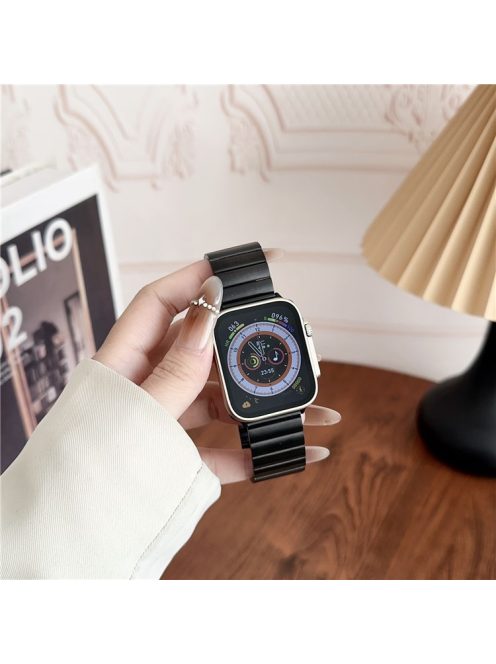 Magnetic Watch Band For Apple Watch Series 10 42mm / 9 8 7 41mm / SE (2023 SE (2022) SE 6 5 4 40mm / 3 2 1 38mm Stainless Steel Strap - Black